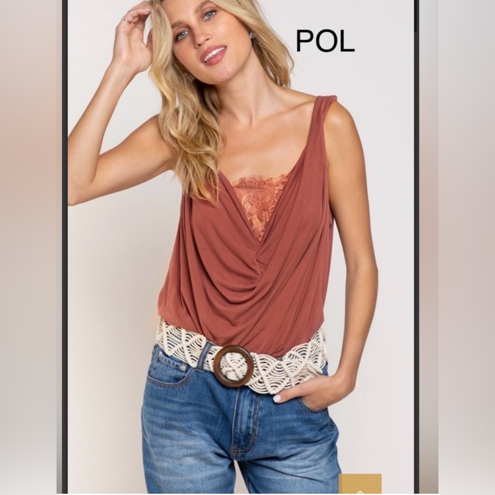 #902 POL pretty Rust Sleeveless Top w/lace inset-perfect as layer or alone! M - Picture 1 of 7